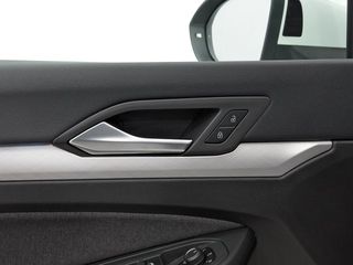 Volkswagen Golf "Más" 1.5 TSI 85kW (115CV)