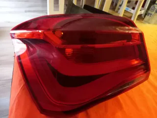 Piloto trasero Izquierdo BMW 2016