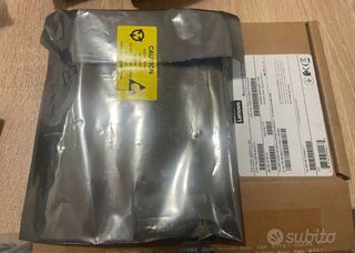 Lenovo N2225 SAS/SATA HBA