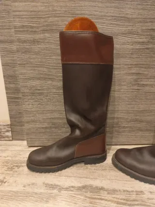 Botas de piel marrones