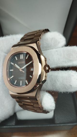 Reloj Seiko Mod Nautilus Marrón Chocolate y Oro