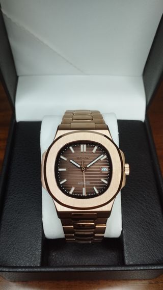 Reloj Seiko Mod Nautilus Marrón Chocolate y Oro