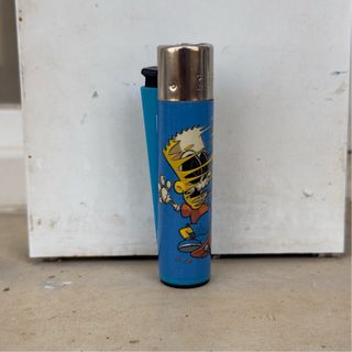 Accendino Clipper personalizzato: skateboard di Bart Simpson