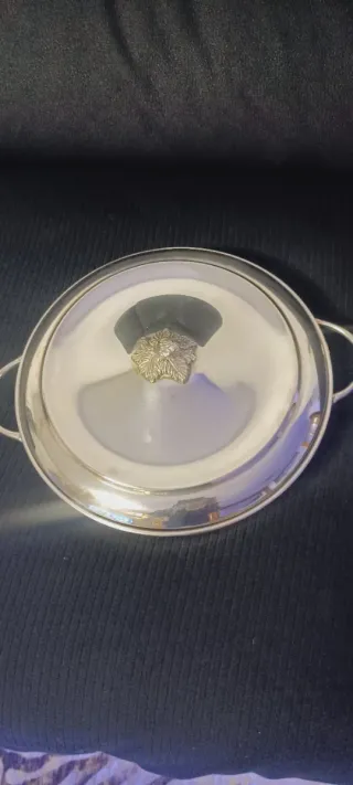 Sopera Latón  Plateada con bandeja para comida