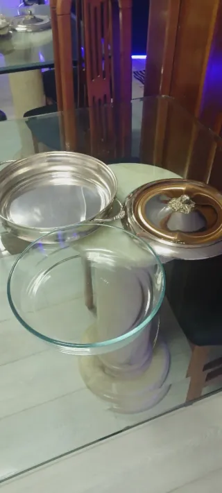 Sopera Latón  Plateada con bandeja para comida