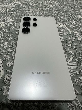 Samsung Galaxy S25 Ultra 1TB Como Nuevo + Extras