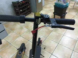 2 Patinetes Eléctricos (No Cargan)