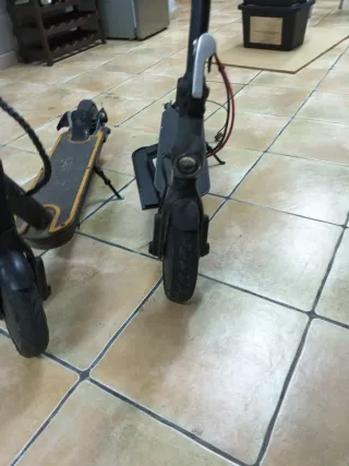 2 Patinetes Eléctricos (No Cargan)