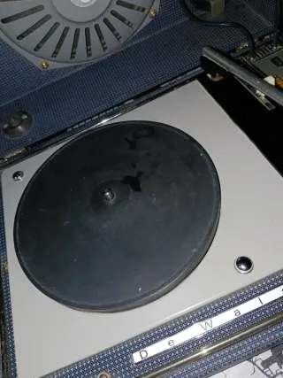 Tocadiscos DeWald 545