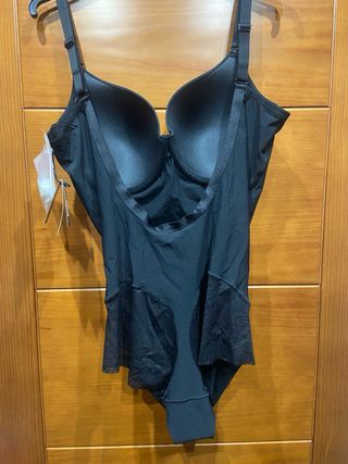 Body reductor negro Isabel Mora 105C Nuevo