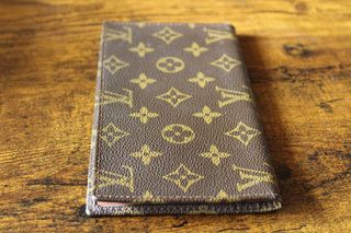 Louis Vuitton Porte-Trésor International Monogram