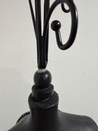 Muñeca joyero para collares