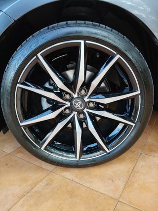 Toyota Corolla 2025 gr sport