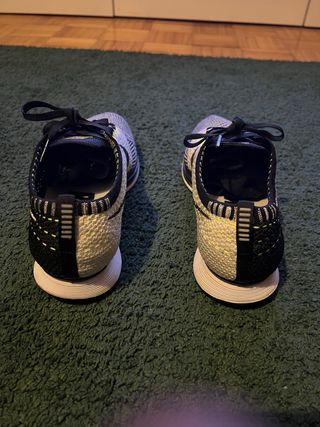 Nike Flyknit Racer