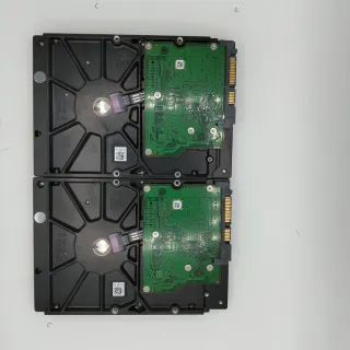 Lote 4 Discos Duros 3.5" (2TB) + 3TB