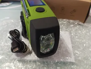 Radio Solar Linterna Emergencia Montaña