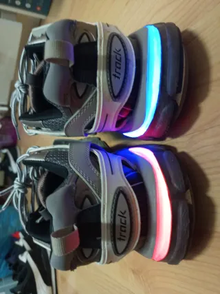 Balenciaga Zapatilla Gris y Blanca