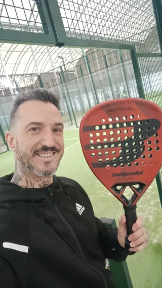 Animador físico deportivo y entrenador