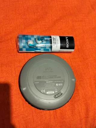 Lettore CD Walkman Sony D-EJ011 + Auricolari