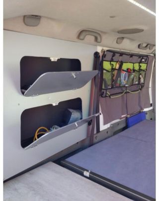 Furgoneta camper. Nissan Primastar