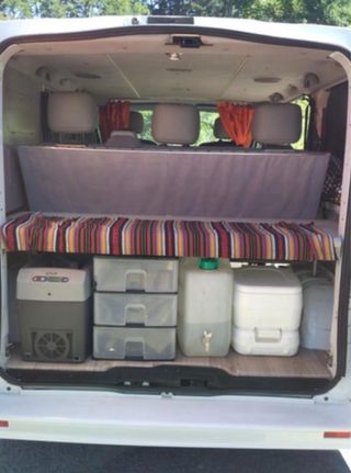 Furgoneta camper. Nissan Primastar