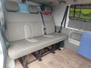 Furgoneta camper. Nissan Primastar