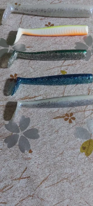 Vinilos de pesca variados