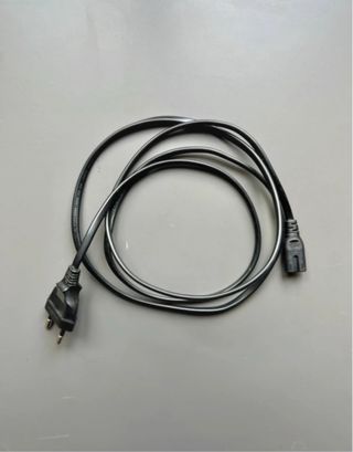 Sony PlayStation 4 slim 500 GB completa