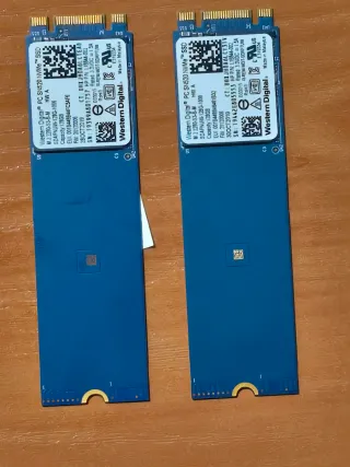 2x SSD M.2 Western Digital 128GB