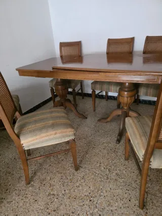 Conedor mesa sillas sofas