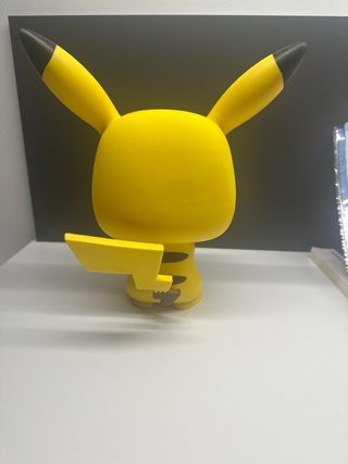 Funko Pop Gigante Pikachu