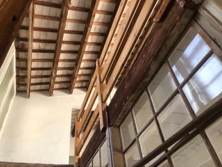 Preciosa fábrica de corcho + masia con jardin