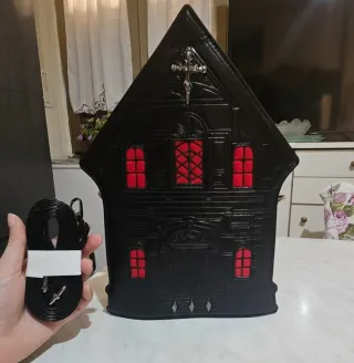 Borsa casa stregata goth/punk nera rossa