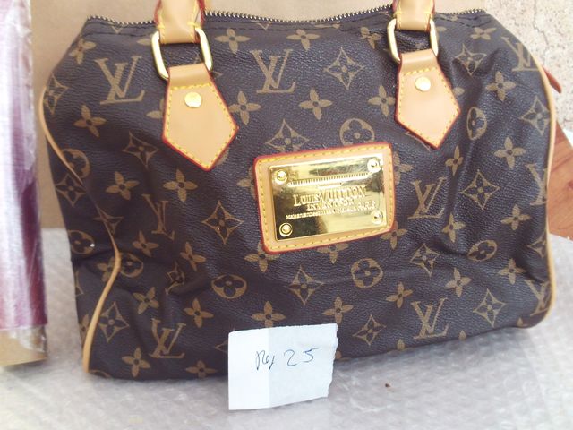 Borsa Louis Vuitton modello Speed, larghezza 28 cm