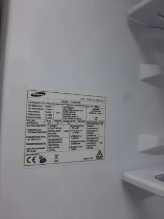 Nevera Samsung plateada