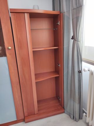 Vitrinas de madera y cristal