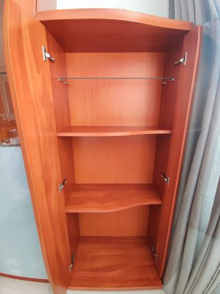 Vitrinas de madera y cristal