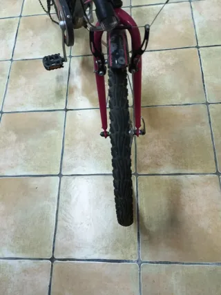 Bici niña rosa y negra