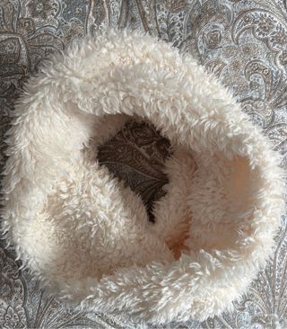 Bufanda cuello peluche beige
