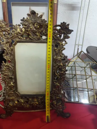 Marco de fotos de bronce antiguo