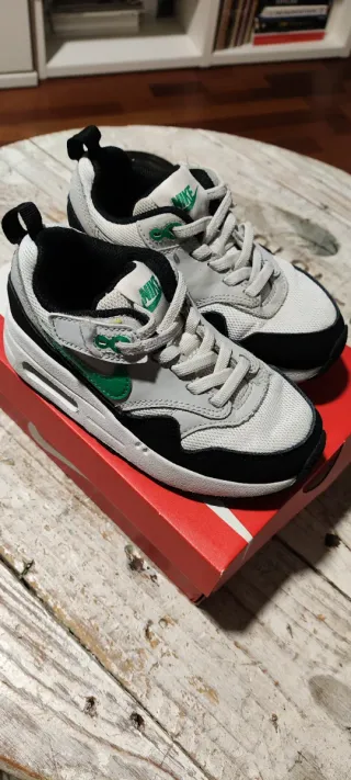 Zapatillas Nike Air Max Easyon Niño Talla 27