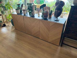 Mueble de salón de madera