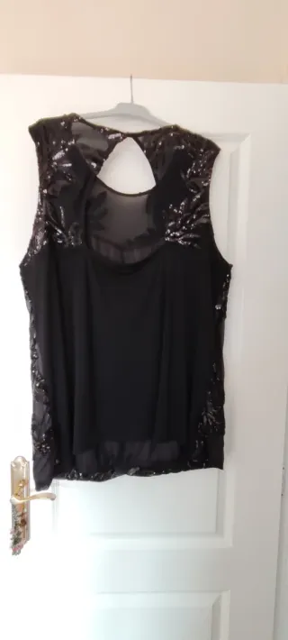 Top fiesta lentejuelas negro
