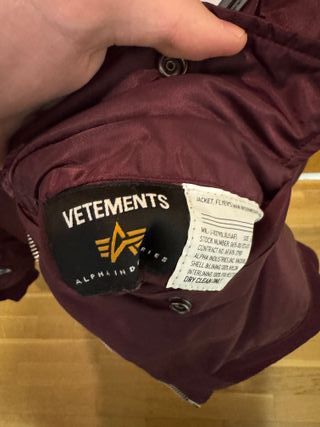 Alpha Industries Bomber VETEMENTS