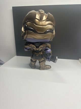 Funko Pop Gigante Thanos