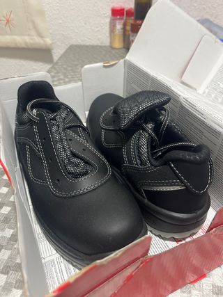 Zapato seguridad Panter Talla 37 Negro Sin usar