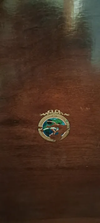 OPORTUNIDAD.Mueble gramófono antiguo de madera