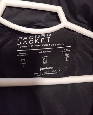 Chaqueta acolchada negra