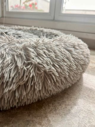 Cojín suave para mascotas gris