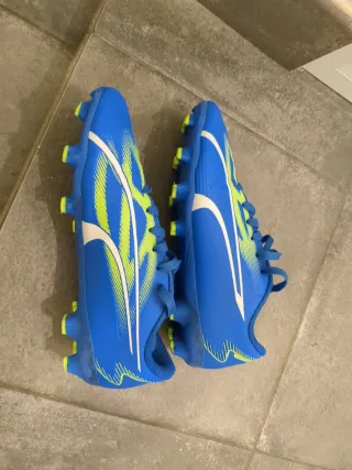 Scarpe da calcio per bambini taglia 35
